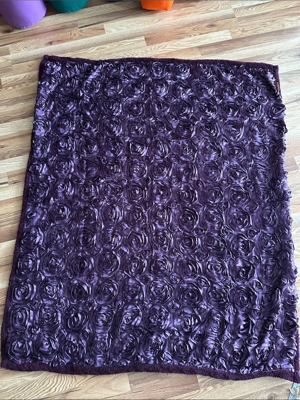 Women’s Purple Rosette Throw Blanket 56x46”